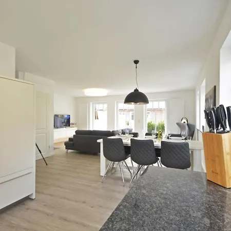 Haus Veronika Rechts * Wyk auf Foehr